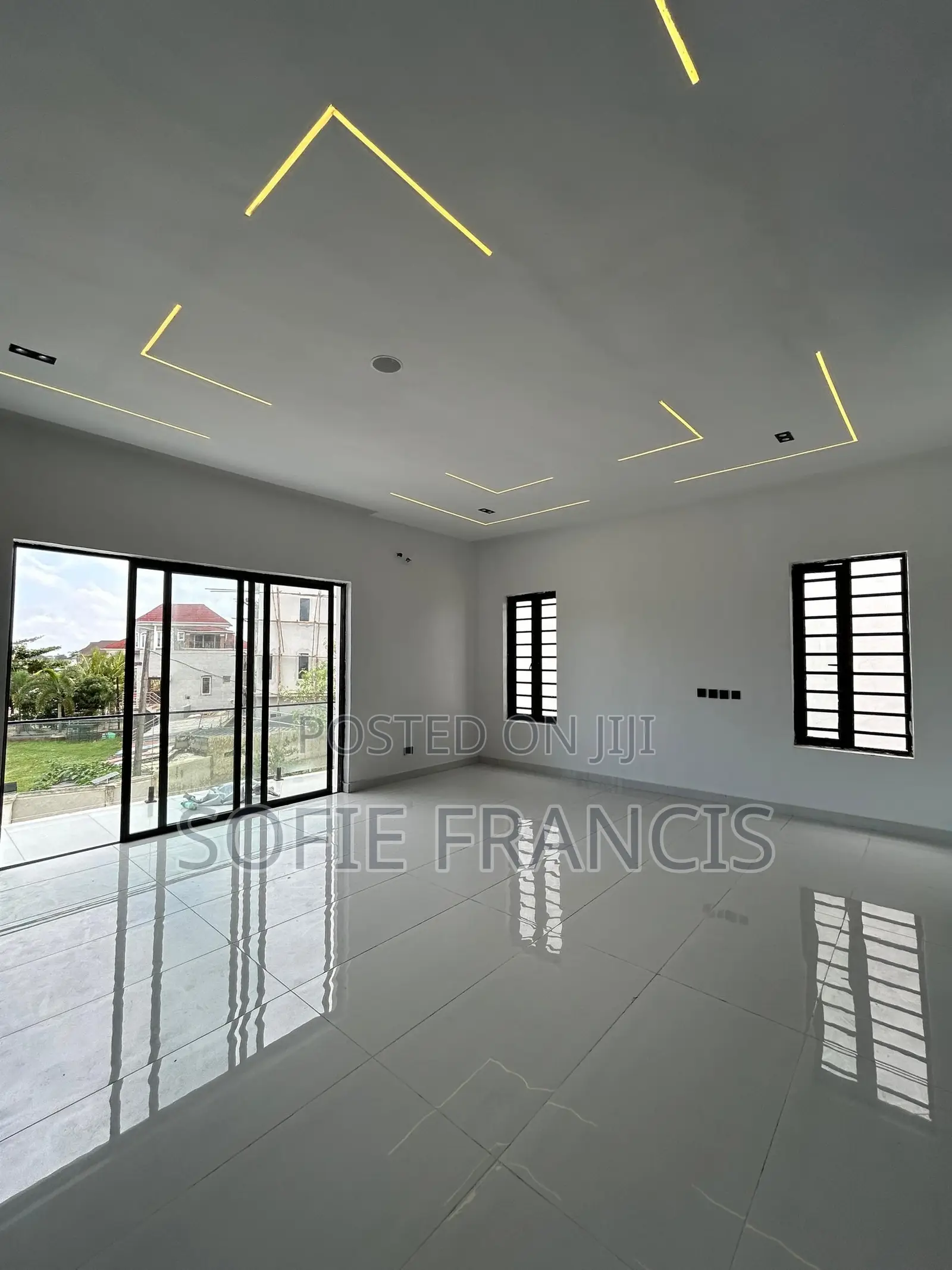 4bdrm Duplex in Ajah, Sangotedo for sale in Sangotedo