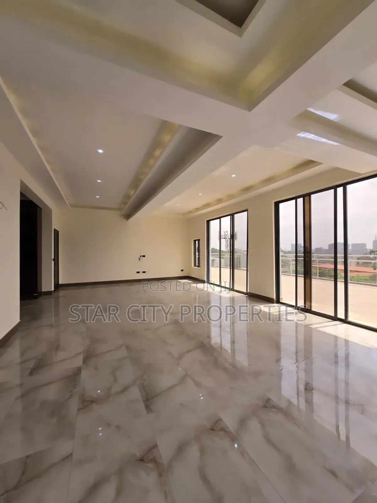 5bdrm Penthouse in Old Ikoyi for sale in Old Ikoyi
