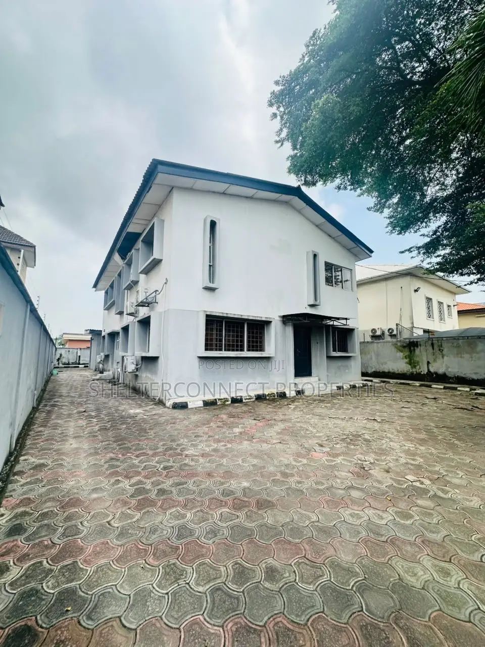 1bdrm Apartment in Lekki Phase 1 for rent in Lekki Phase 1
