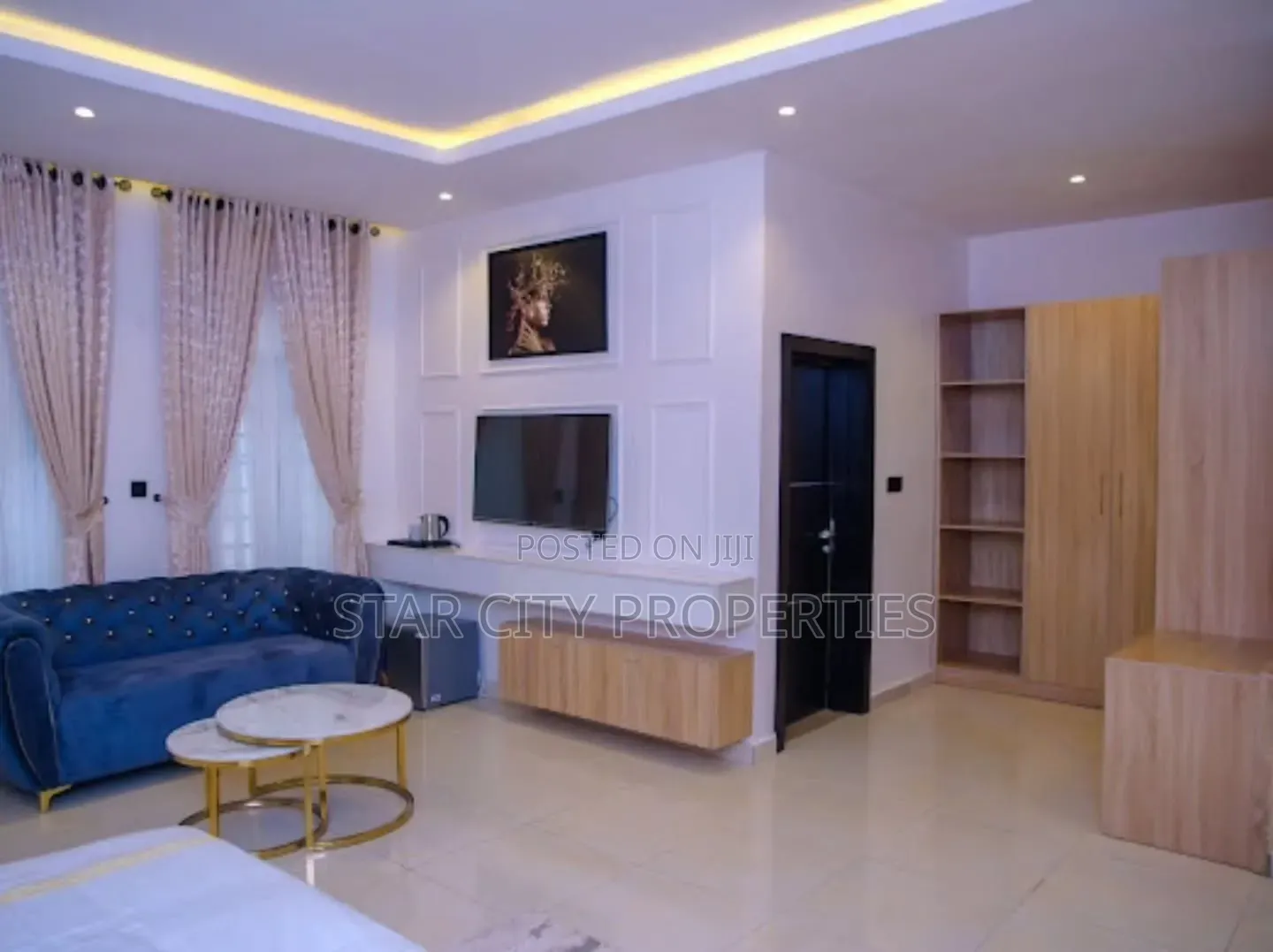 Well Known 12 Rooms Hotel in Osapa London in Osapa london