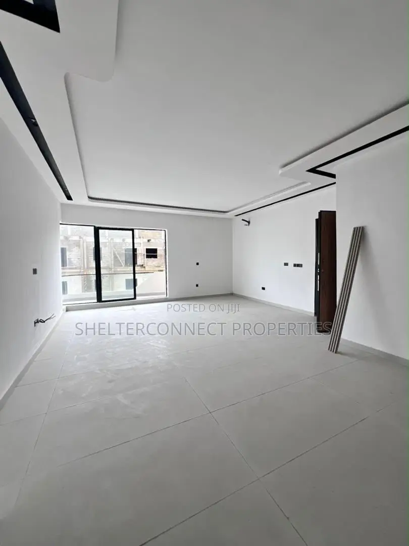 2bdrm Apartment in Lekki Phase 1 for rent in Lekki Phase 1