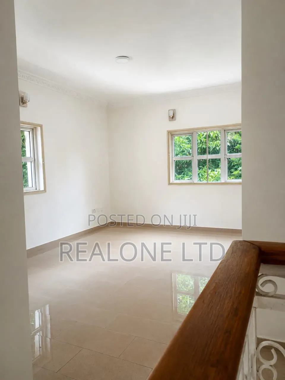 4bdrm Duplex in Ikota for sale in Ikota