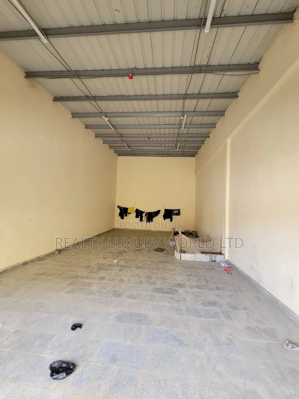 Furnished 1bdrm House in FHA for sale in FHA