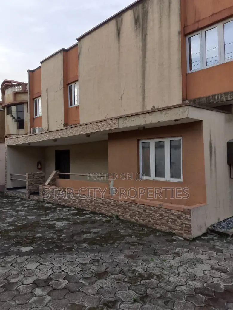 5bdrm House in Opebi Ikeja for rent in Opebi