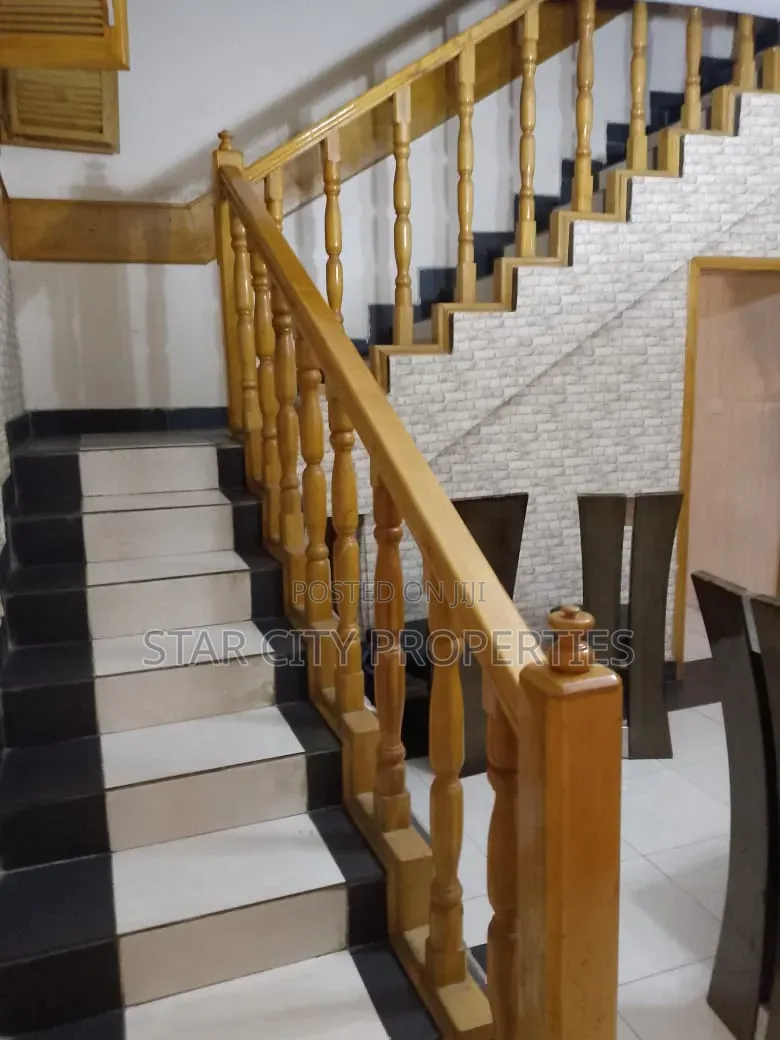 5bdrm House in Opebi Ikeja for rent in Opebi