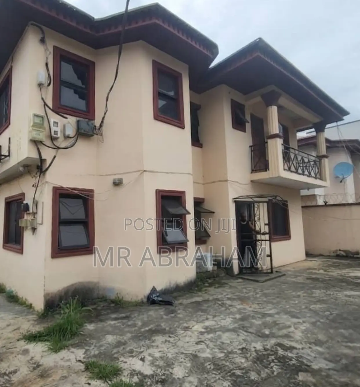 Furnished 3bdrm Block of Flats in Omole Phase 2 for sale in Omole Phase 2