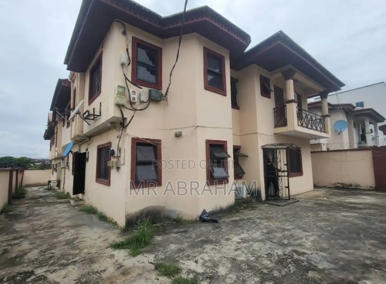 Furnished 3bdrm Block of Flats in Omole Phase 2 for sale in Omole Phase 2