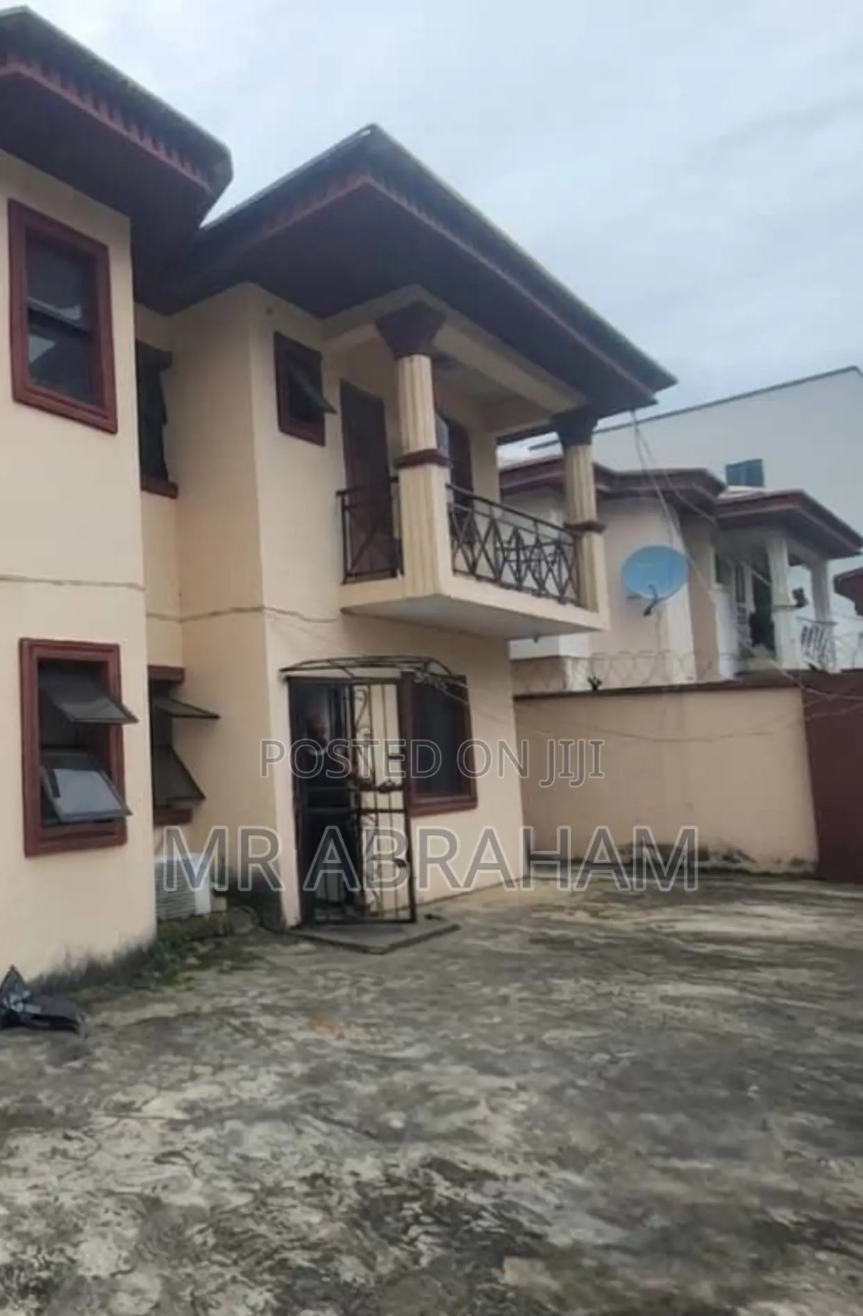 Furnished 3bdrm Block of Flats in Omole Phase 2 for sale in Omole Phase 2