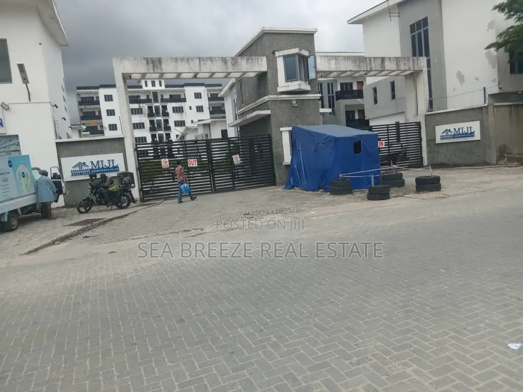 Land for Sale at Ilasan, Lekki. in Lekki