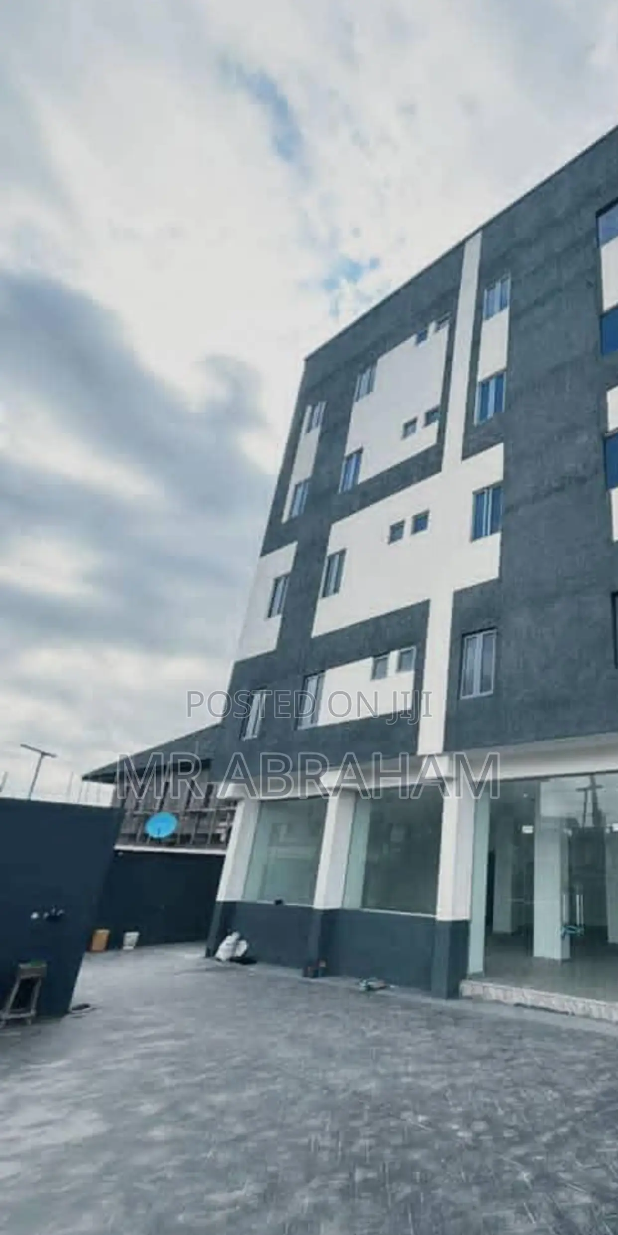 Furnished 3bdrm Block of Flats in Off Awolowo Way, for sale in Awolowo Way