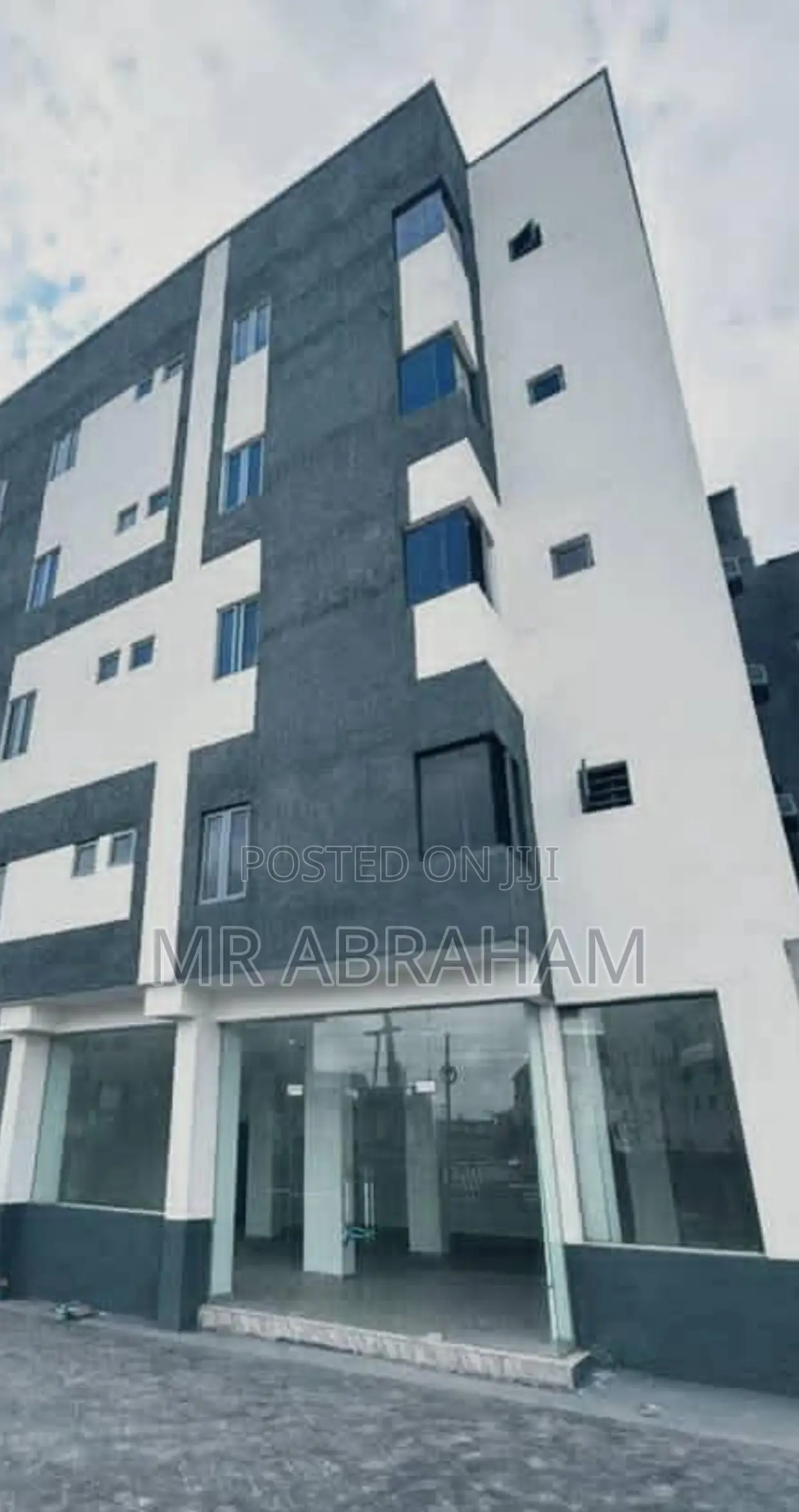 Furnished 3bdrm Block of Flats in Off Awolowo Way, for sale in Awolowo Way