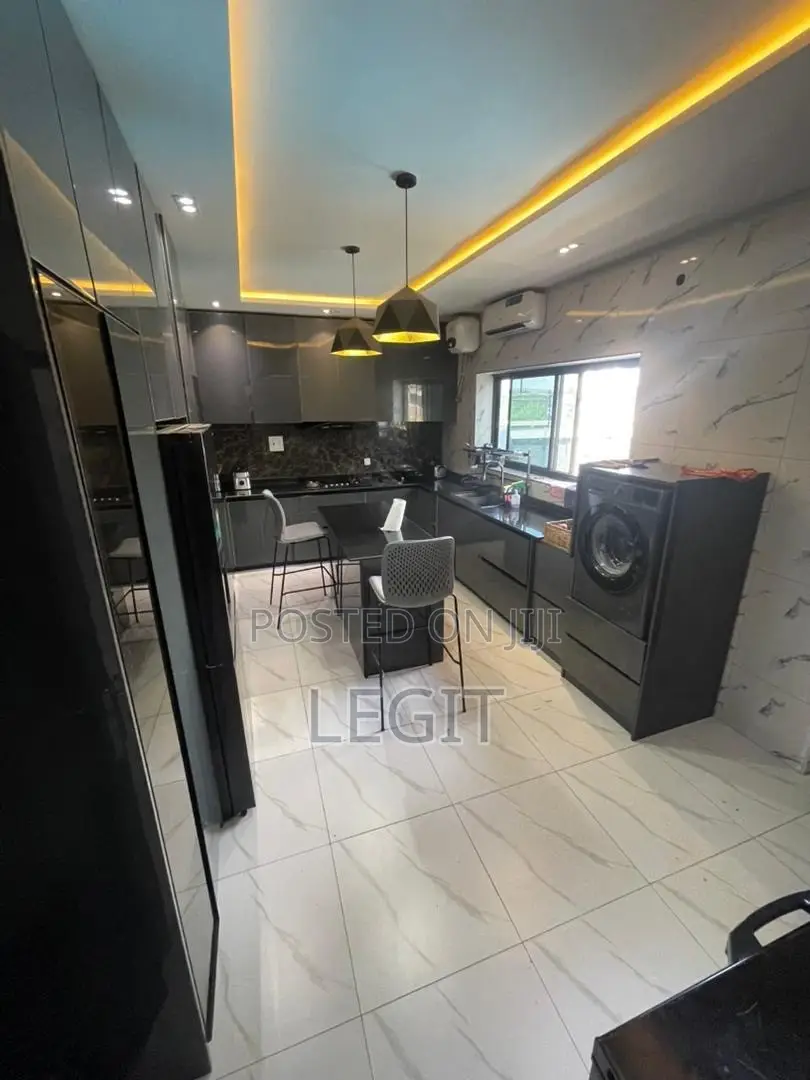 Furnished 4bdrm Duplex in Lugbe District for sale in Lugbe District