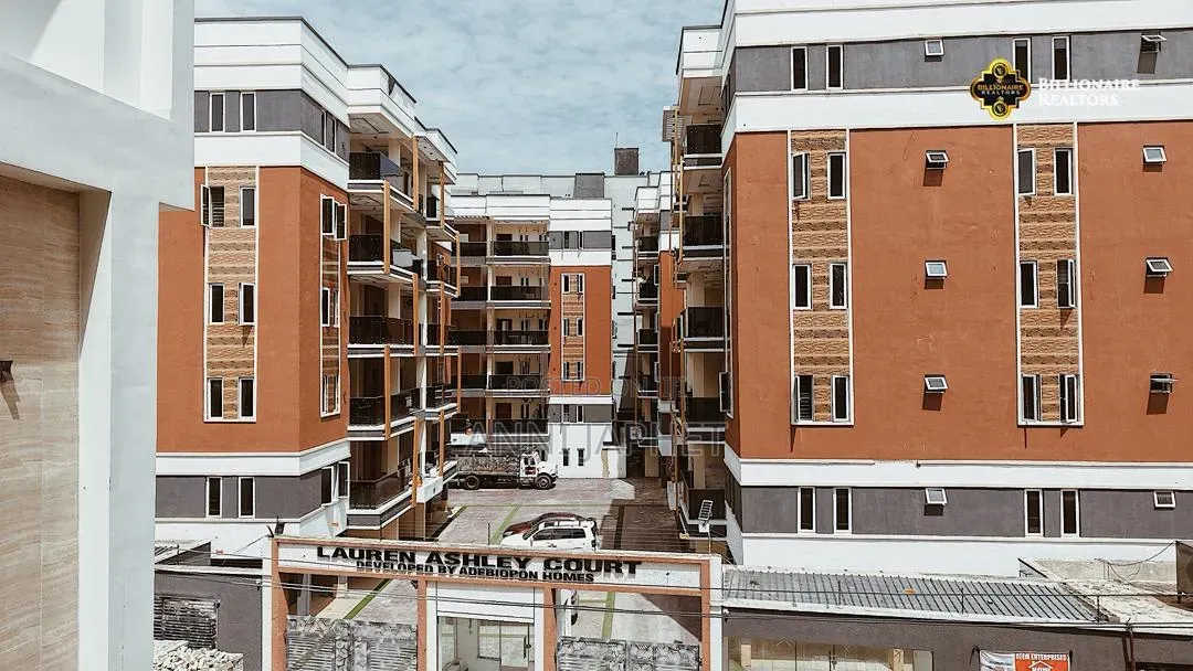 2bdrm Block of Flats for sale in Lagos Island / Lagos Island