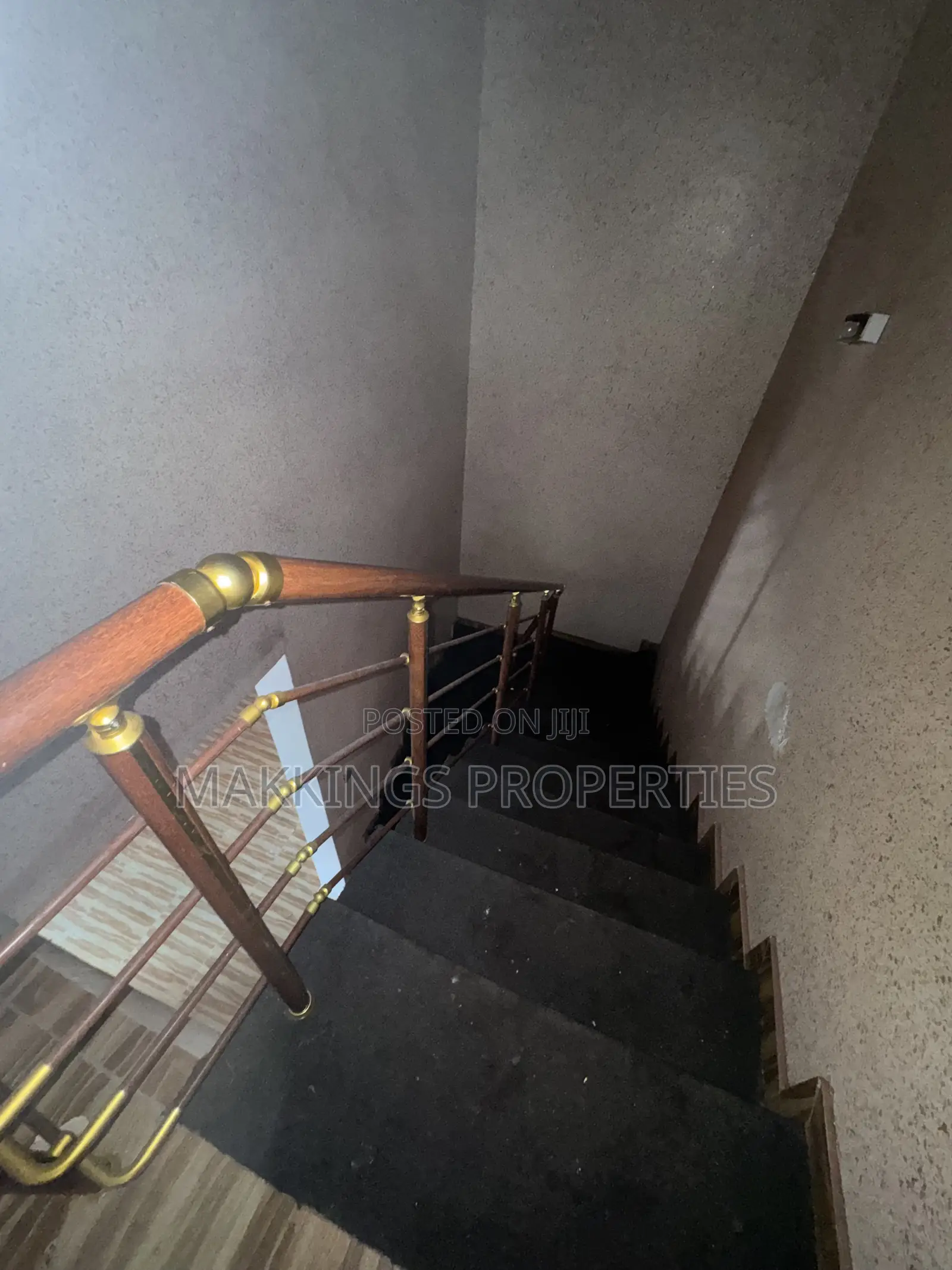 4bdrm Duplex in Lekki Phase 2 for sale in Lekki Phase 2