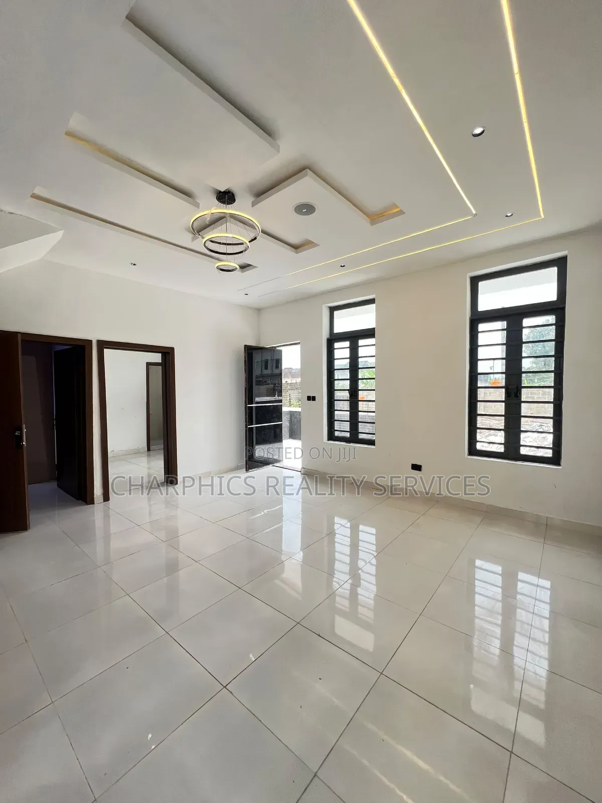 3bdrm Duplex in Sangotedo for sale in Sangotedo