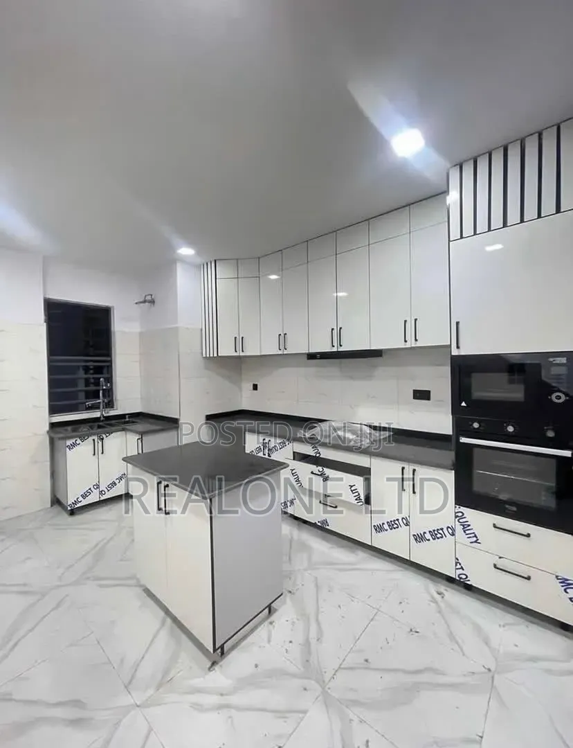 2bdrm Apartment in Lekki Phase 1 for rent in Lekki Phase 1