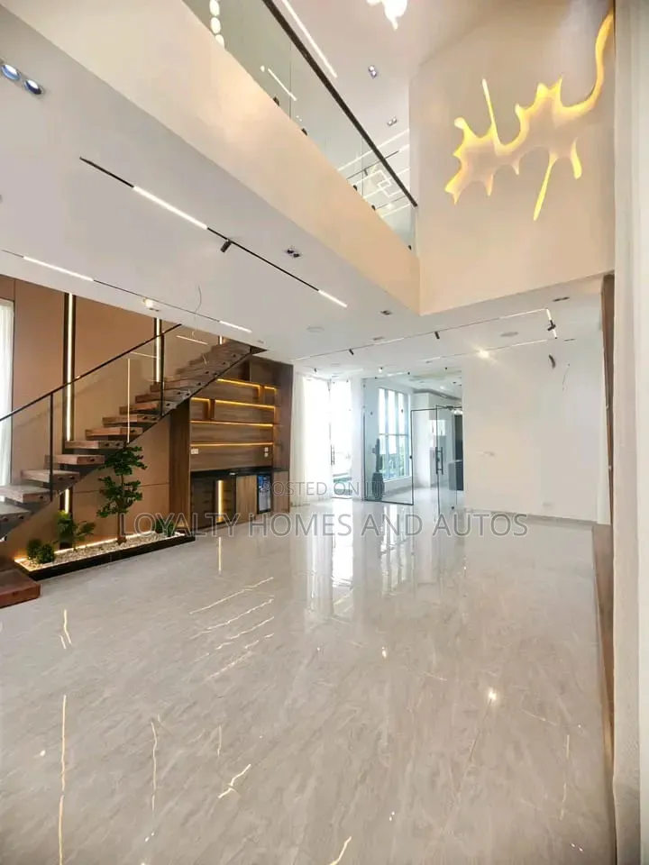 5bdrm Duplex in Opebi for sale in Opebi
