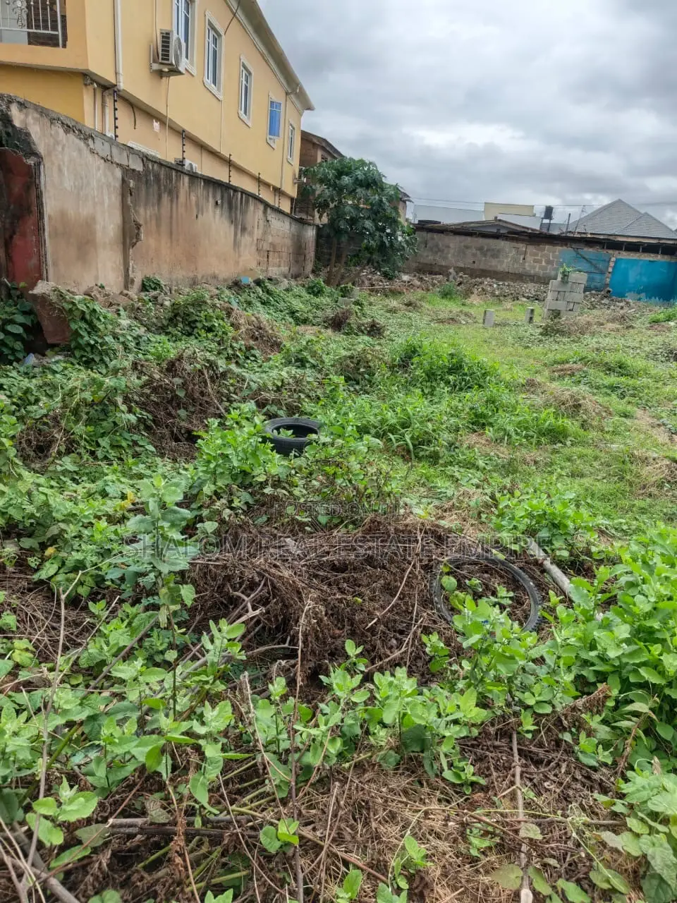 For Sale: 472 SQM of Land in Olowoira Omole Phase2 Extension Lagos in Kosofe / Kosofe
