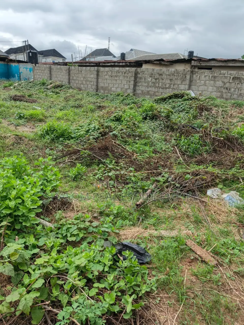For Sale: 472 SQM of Land in Olowoira Omole Phase2 Extension Lagos in Kosofe / Kosofe