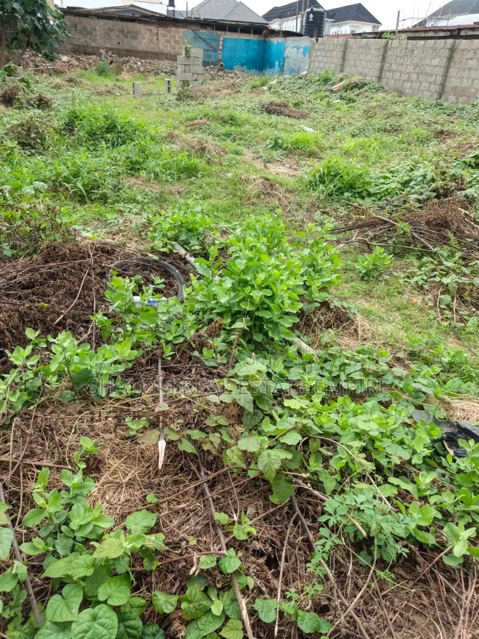 For Sale: 472 SQM of Land in Olowoira Omole Phase2 Extension Lagos in Kosofe / Kosofe