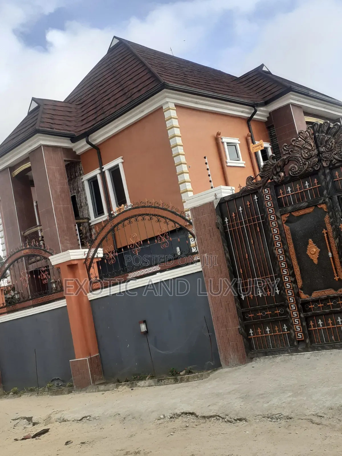 Furnished 2bdrm Block of Flats in Alagomeji for rent in Alagomeji