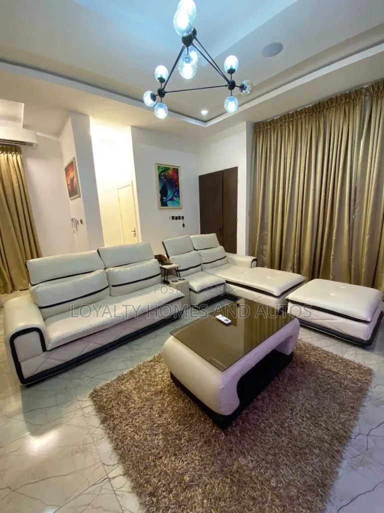 5bdrm Duplex in Osapa london for sale in Osapa london