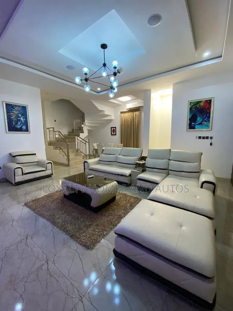 5bdrm Duplex in Osapa london for sale in Osapa london