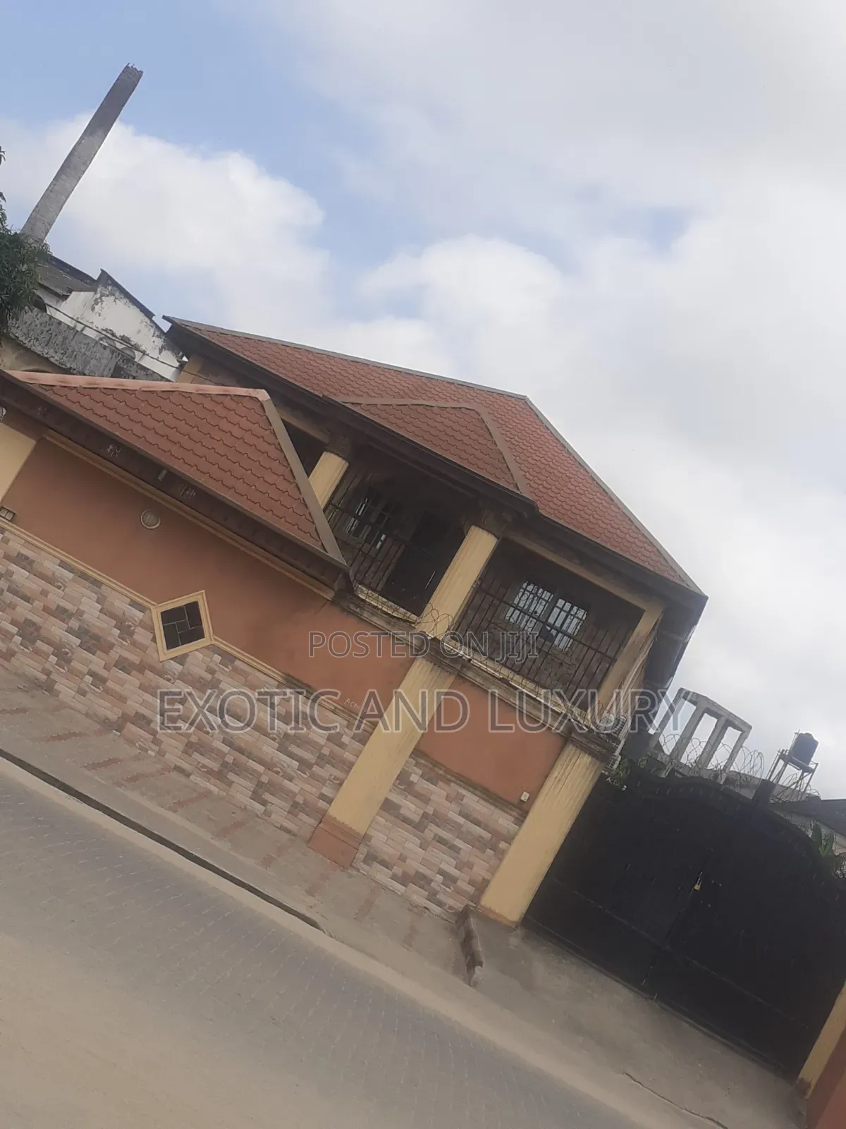Mini Flat in Adekunle for rent in Adekunle
