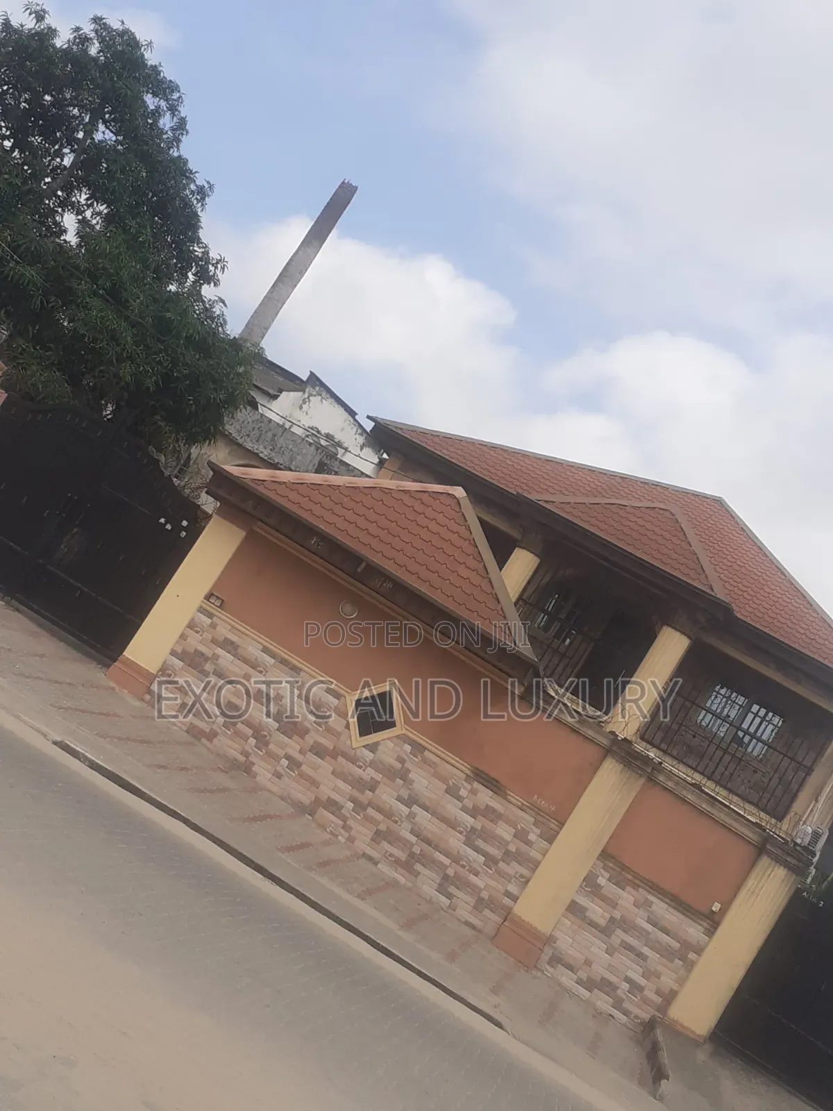 Mini Flat in Adekunle for rent in Adekunle