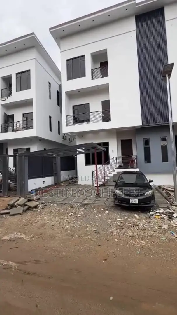 4bdrm Duplex in Katampe for sale in Katampe