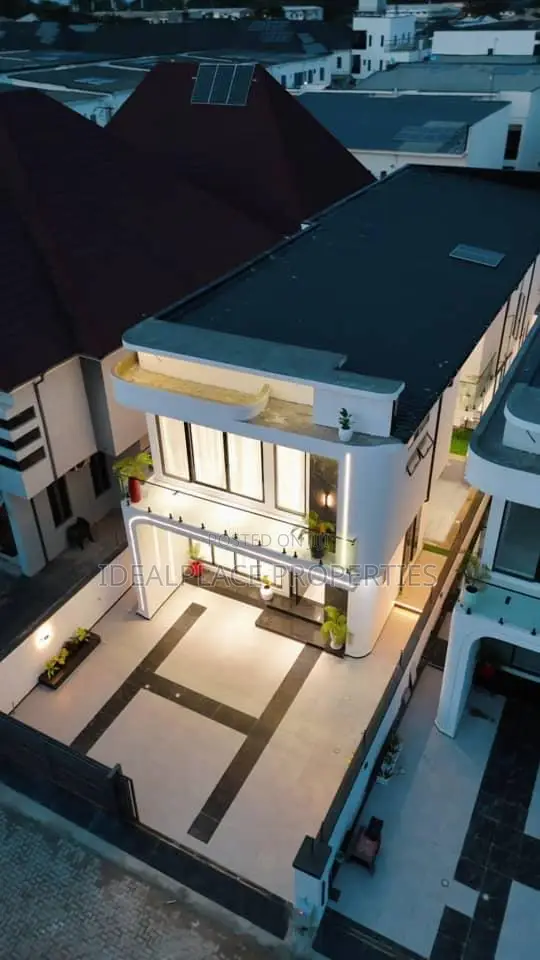 5bdrm Duplex in VGC / Ajah for sale in VGC / Ajah