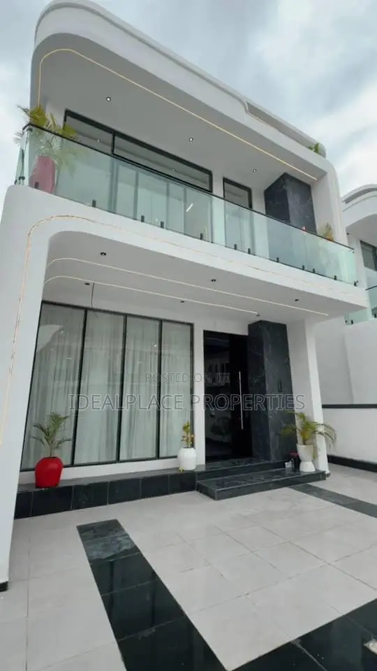 5bdrm Duplex in VGC / Ajah for sale in VGC / Ajah