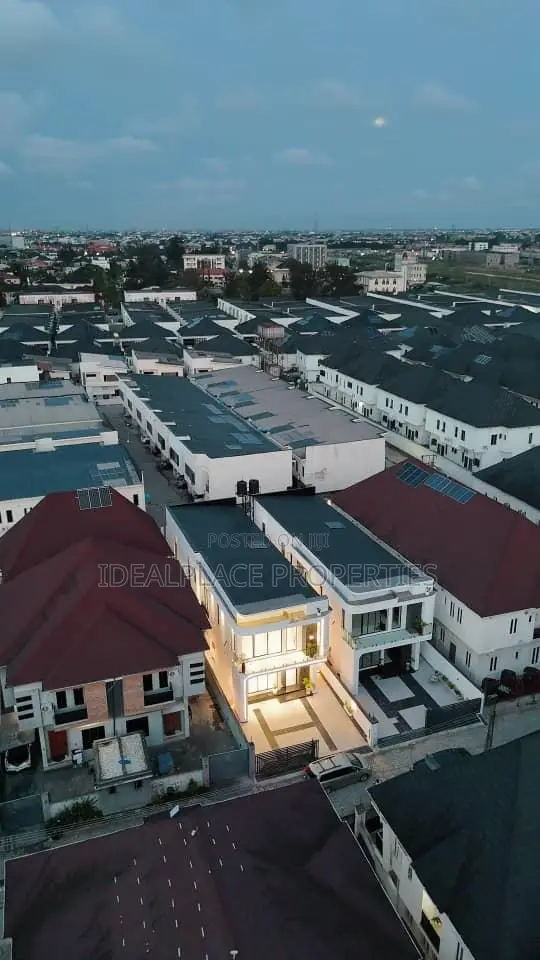 5bdrm Duplex in VGC / Ajah for sale in VGC / Ajah