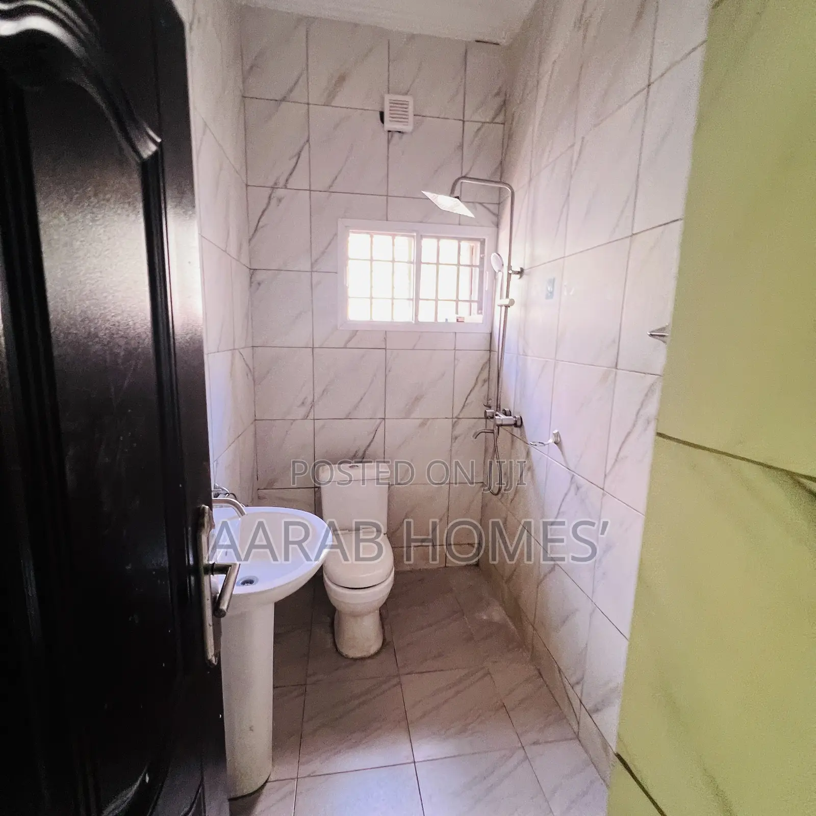 4bdrm Block of Flats in Gwarinpa for rent in Gwarinpa