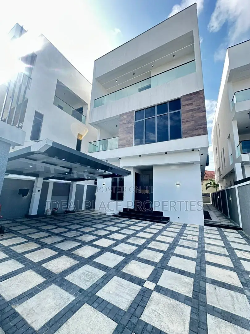 5bdrm Duplex in Lekki Phase 1 for sale in Lekki Phase 1