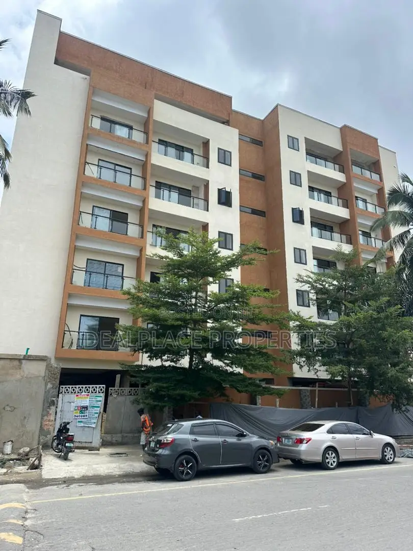 4bdrm Penthouse in Victoria Island for sale in Victoria Island