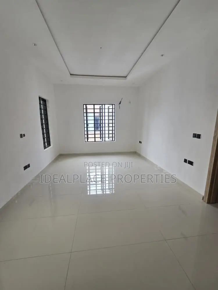 4bdrm Townhouse/Terrace in Opebi for sale in Opebi