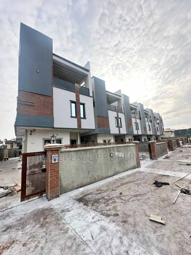 5bdrm Duplex in Opebi for sale in Opebi