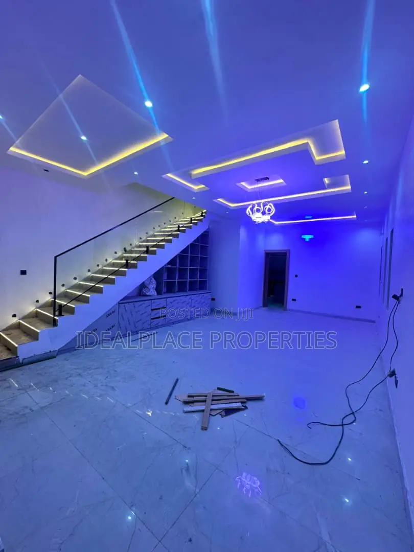 5bdrm Duplex in Opebi for sale in Opebi