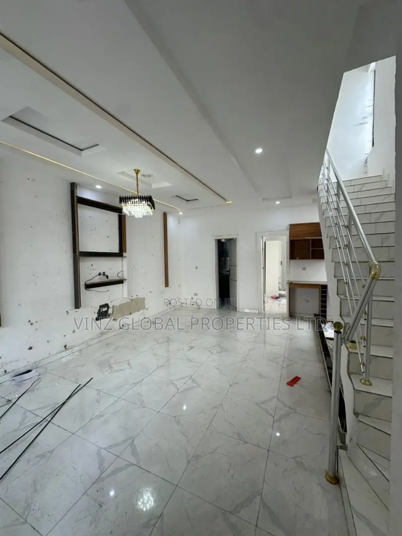 3bdrm Duplex in Lekki for rent in Lekki