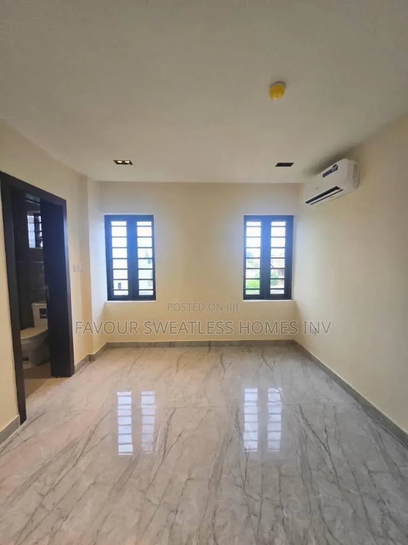 4bdrm Maisonette in Opebi Ikeja for sale in Opebi