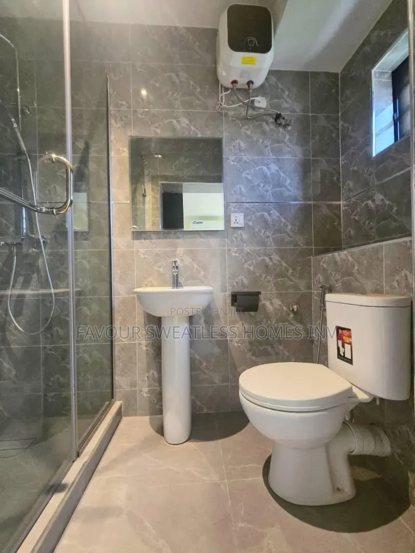 4bdrm Maisonette in Opebi Ikeja for sale in Opebi