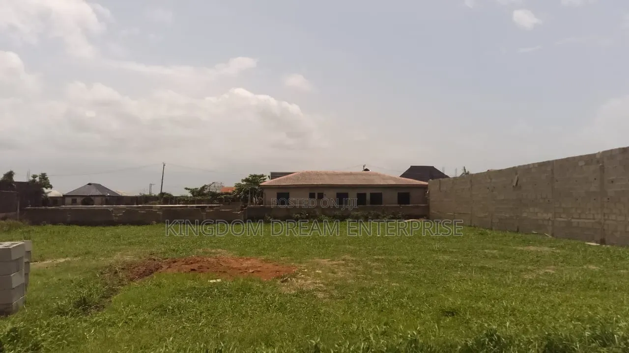 *2,560sqm Commercial Land + 1,600sqm Lekki Express in Lekki Expressway