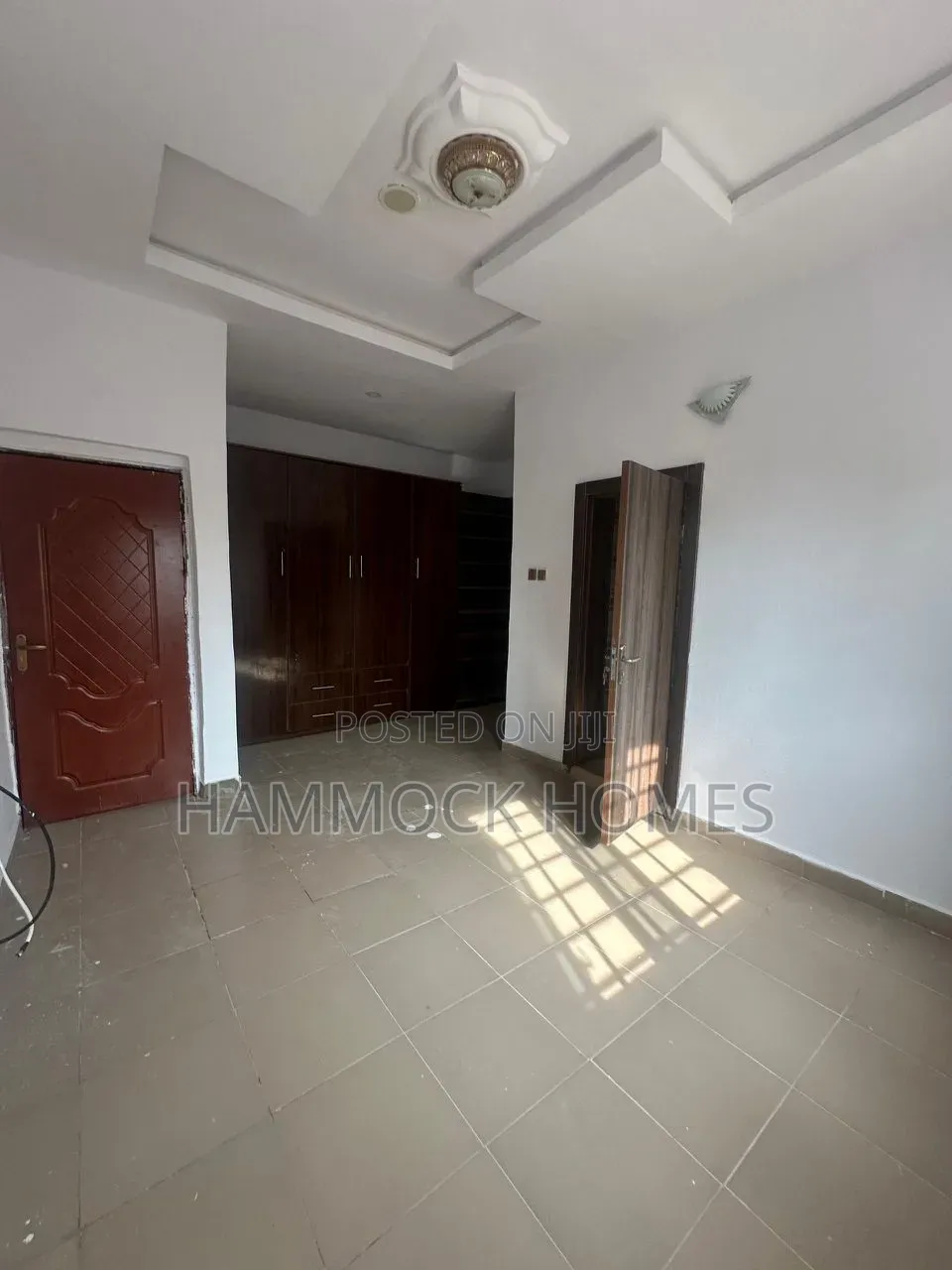 4bdrm Duplex in Jericho for rent in Jericho