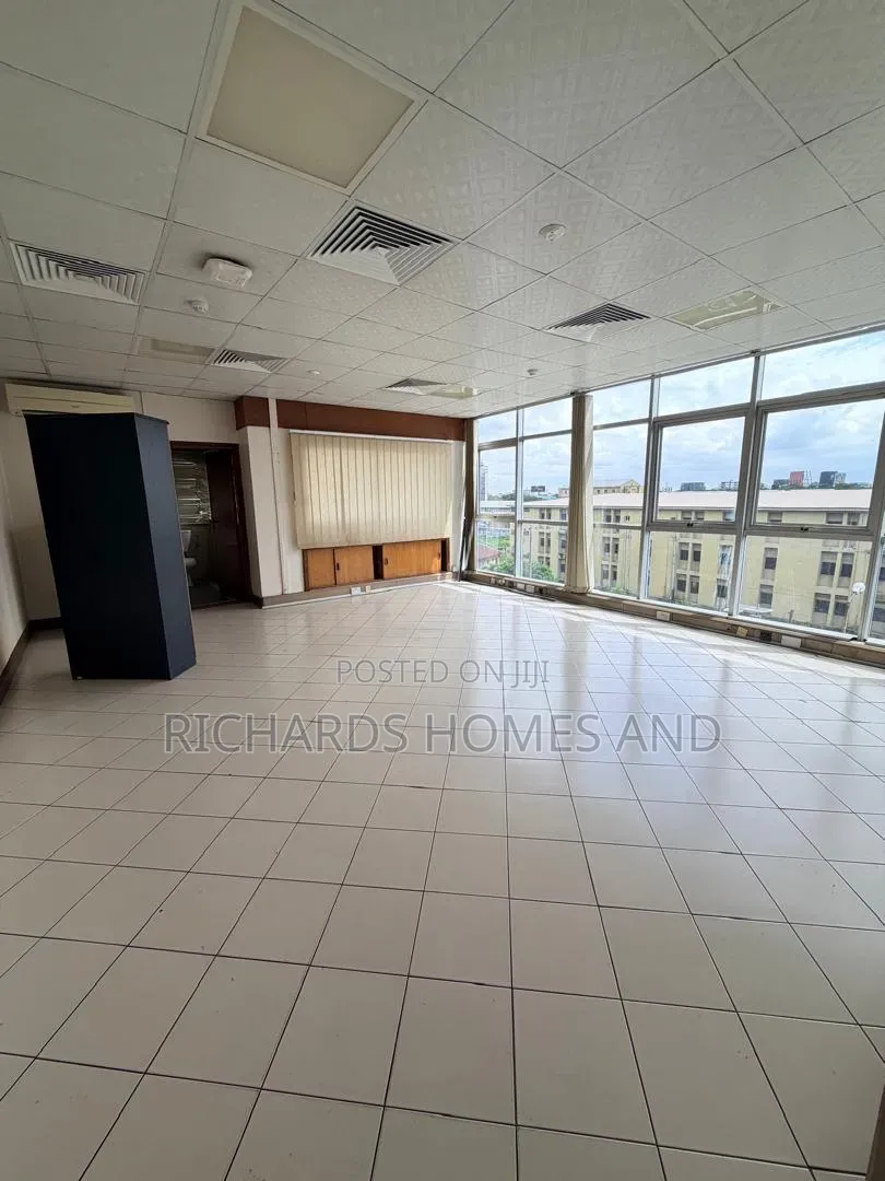 940 SQM of Commercial Space for Rent in Victoria Island Extension