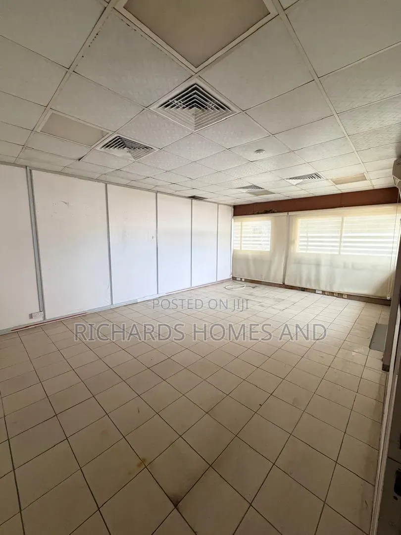 940 SQM of Commercial Space for Rent in Victoria Island Extension