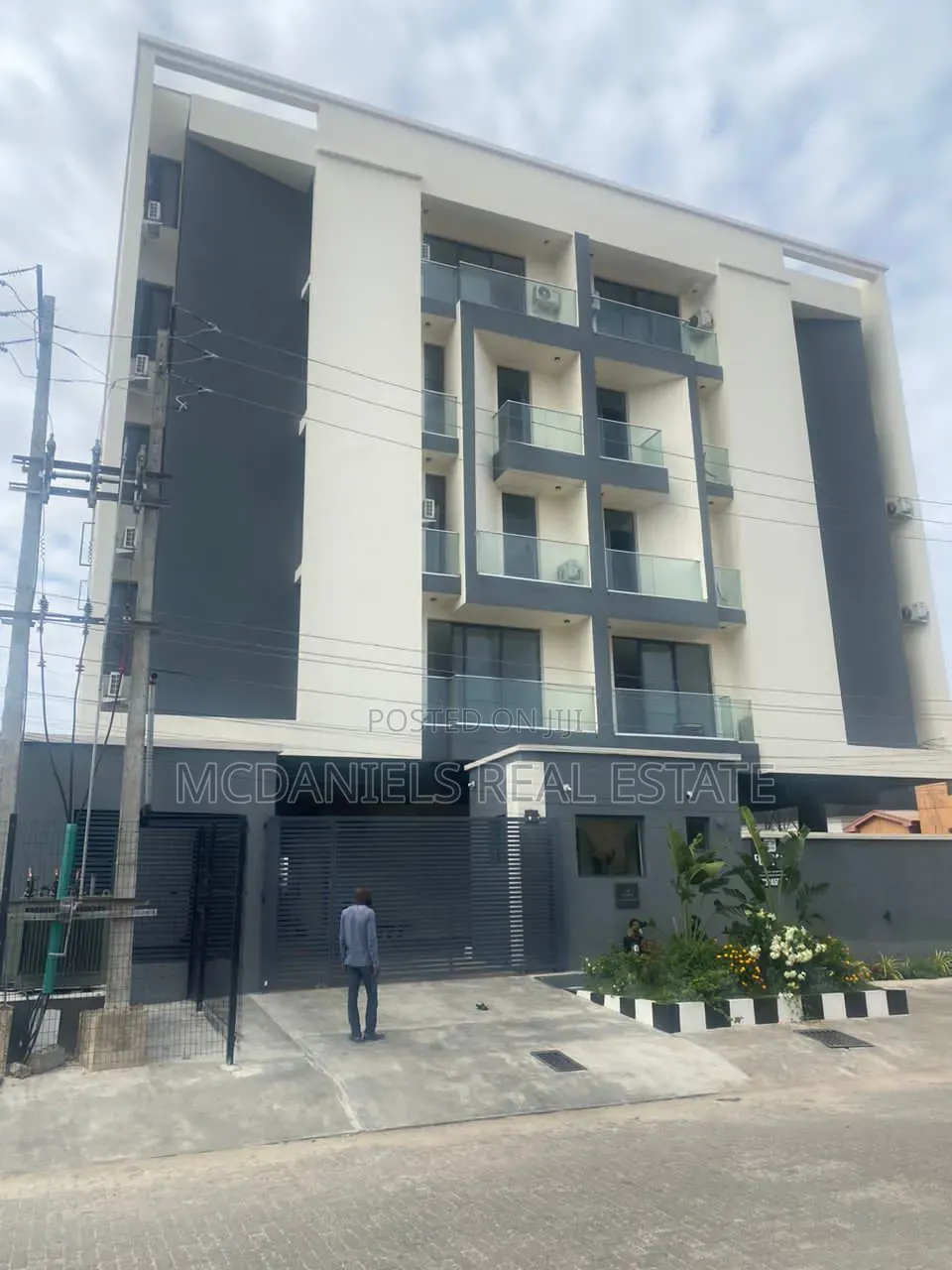 3bdrm Apartment in Lekki Phase 1 for sale in Lekki Phase 1