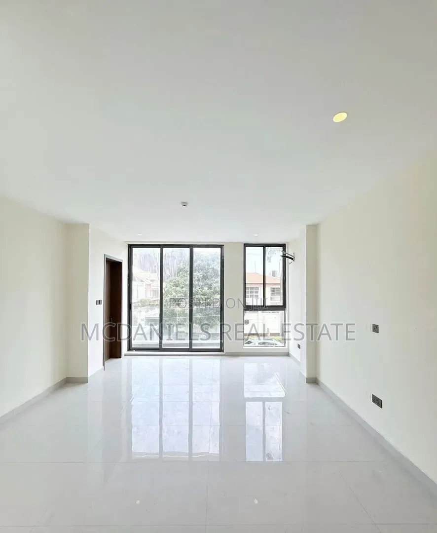 2bdrm Apartment in Lekki Phase 1 for sale in Lekki Phase 1