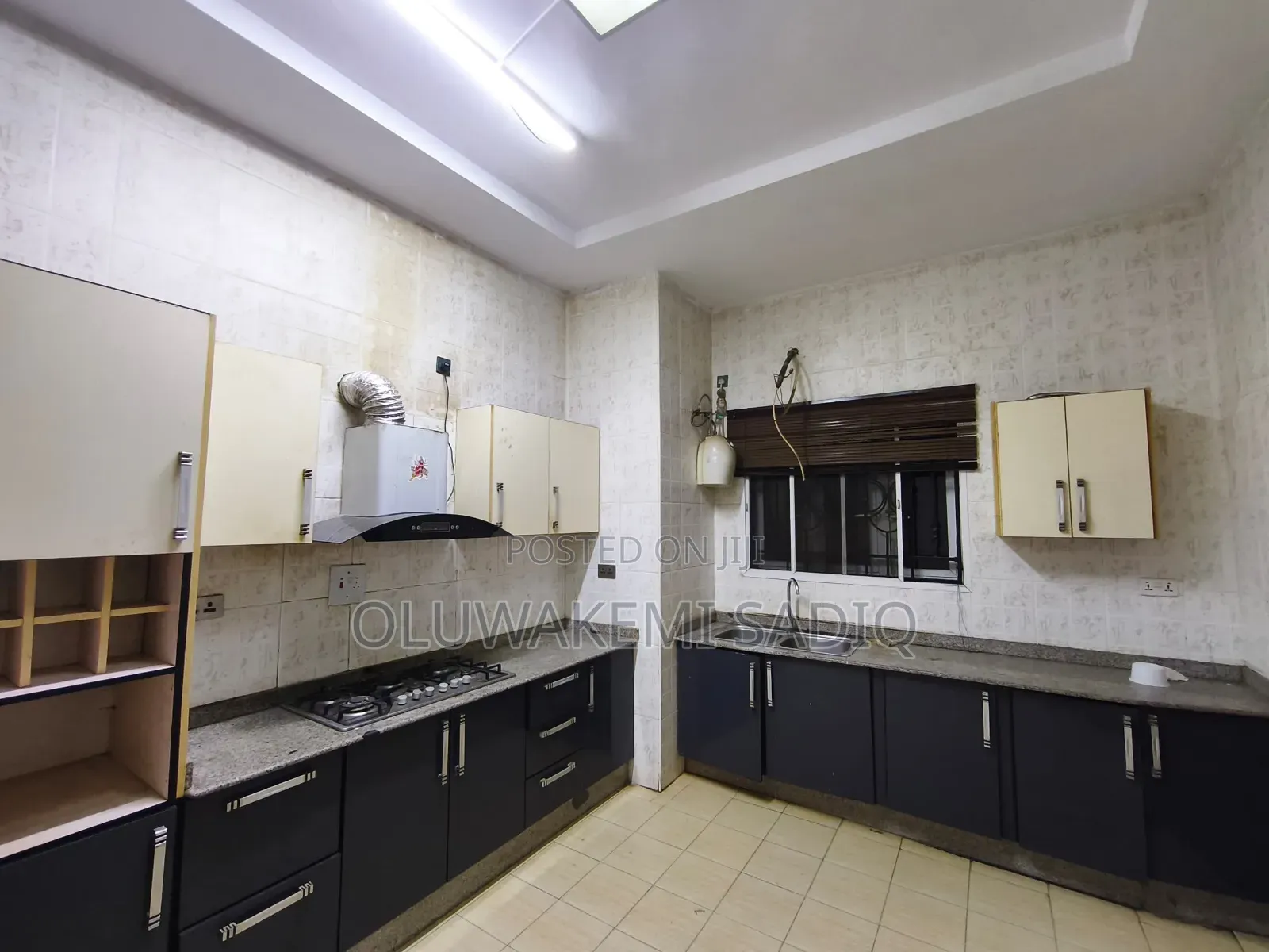3bdrm Apartment in Ikeja GRA for rent in Ikeja GRA