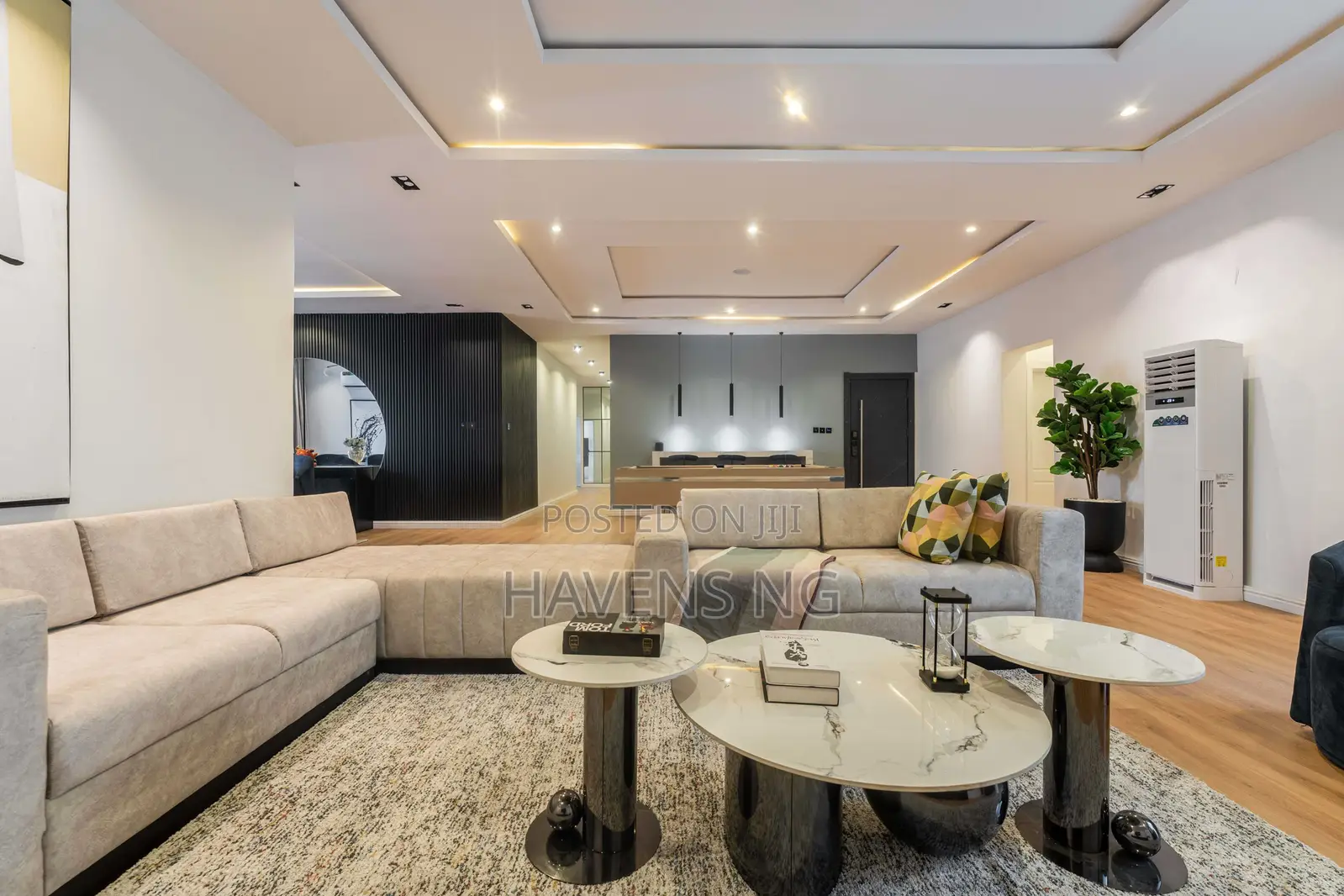 Luxury 3-Bedroom Penthouse — Lekki Phase 1 in Lekki Phase 1